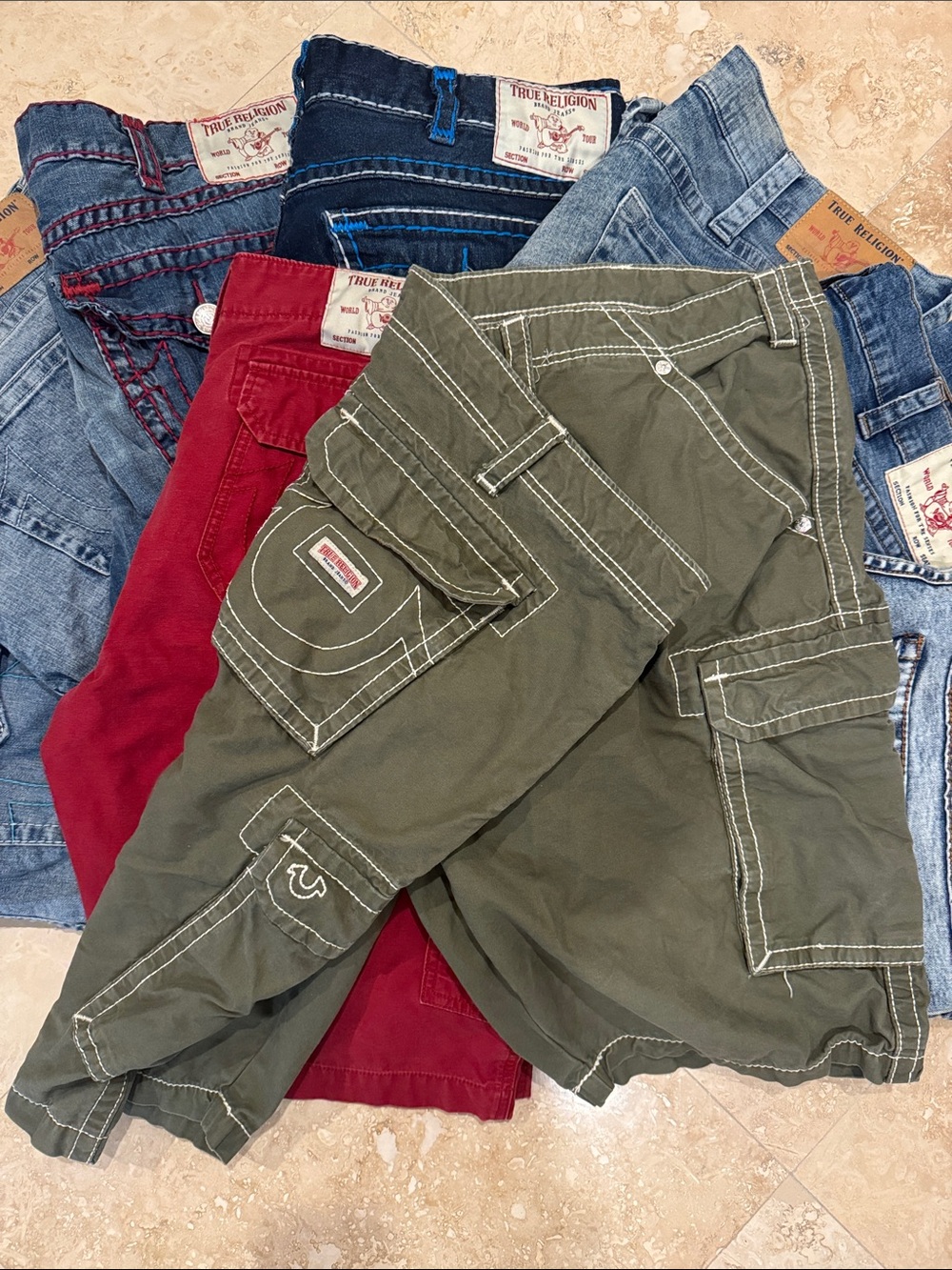 True Religion Men’s Slim Straight Jeans - Blue, Dark Blue, Olive, Red - Picture 4 of 5